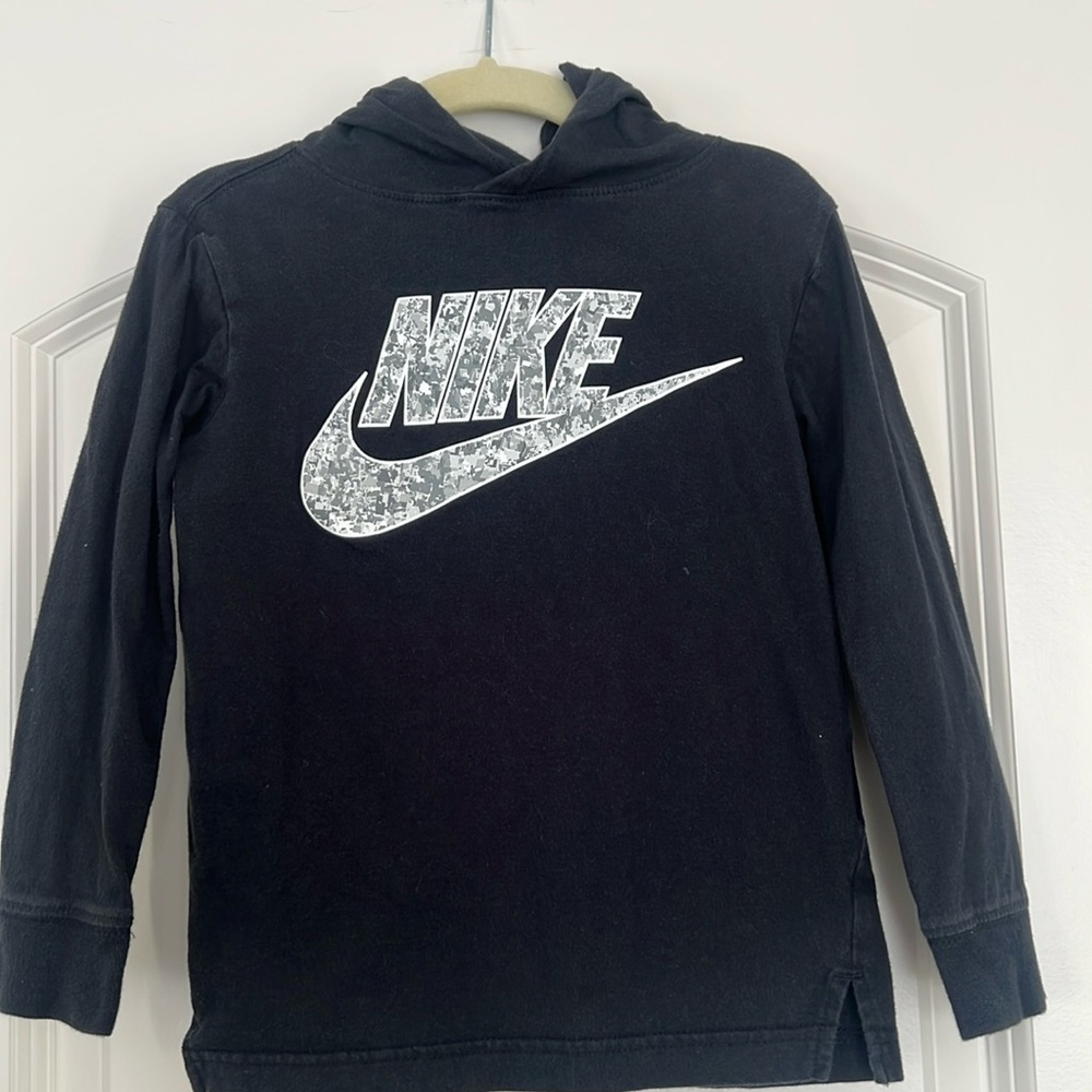 Nike | (4) Nike Black Hooded Longsleeve